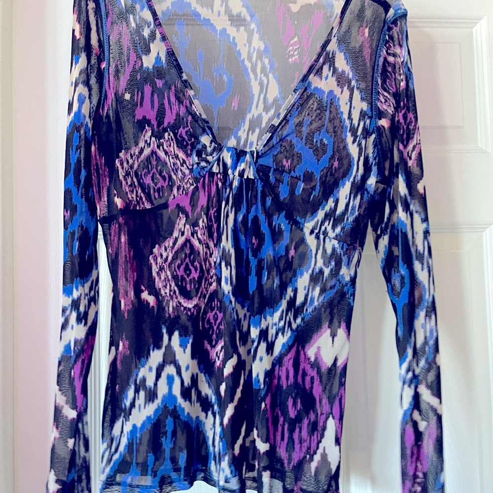 Sheer Karen Kane colorful v neck top